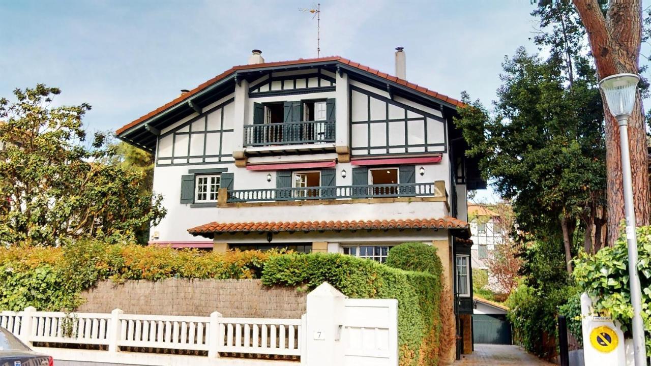 Tradicion Y Elegancia Villa Getxo Exterior photo