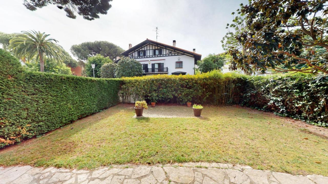 Tradicion Y Elegancia Villa Getxo Exterior photo